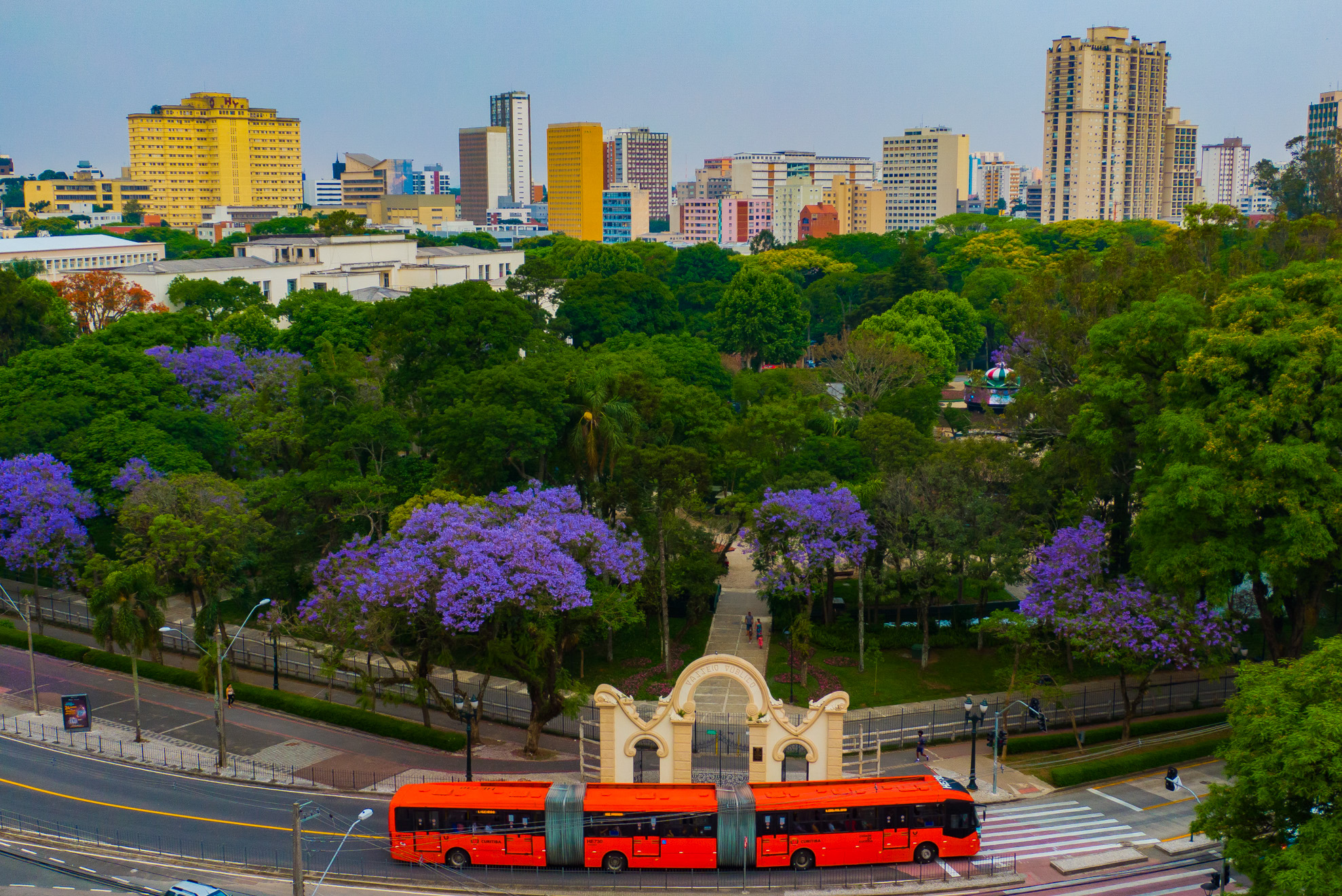 14 parques em Curitiba para você conhecer passeio público